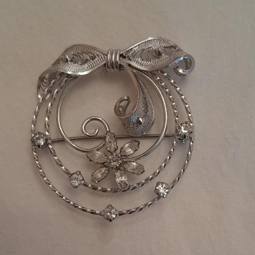 Sterling Silver Filigree Bow Flower Brooch Pin Pendant Rhinestone Accent Elegant